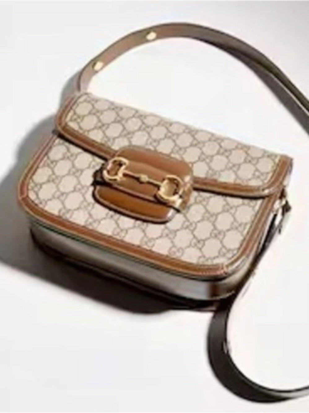 Gucci Horsebit 1955 Medium Shoulder Bag Horsebit Shoulder Bag in Brown & Beige